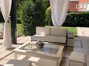 Venta casa 4 dormitorios Country Grand Bel, 3 baños, 2 cocheras, pileta