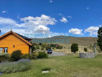 CASA DE CAMPO 19 HECTAREAS VISTAS VOLCAN LANIN  - Junin De Los Andes