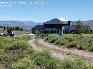 CASA DE CAMPO 19 HECTAREAS VISTAS VOLCAN LANIN  - Junin De Los Andes