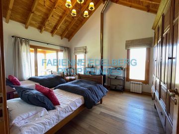 CASA DE CAMPO 19 HECTAREAS VISTAS VOLCAN LANIN  - Junin De Los Andes