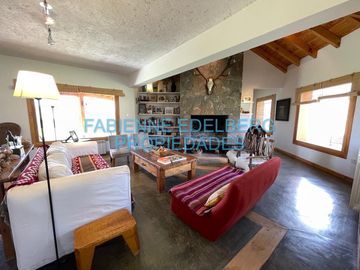 CASA DE CAMPO 19 HECTAREAS VISTAS VOLCAN LANIN  - Junin De Los Andes
