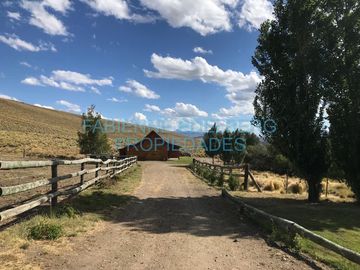 CASA DE CAMPO 19 HECTAREAS VISTAS VOLCAN LANIN  - Junin De Los Andes