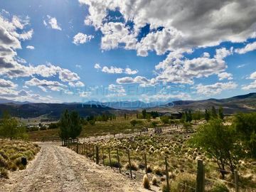CASA DE CAMPO 19 HECTAREAS VISTAS VOLCAN LANIN  - Junin De Los Andes