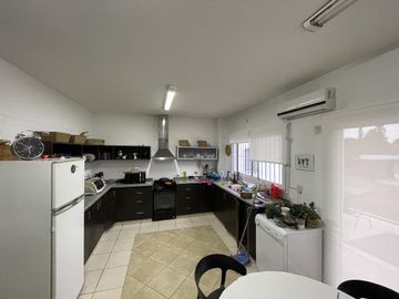 Casa - Housing y Condominios