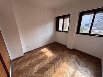 Corrientes al 1500 - Semipiso 2 dormitorios 2 baños