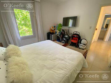 Casa en venta de cinco ambientes en Abril Club de Campo - Apto Credito, Guillermo Hudson