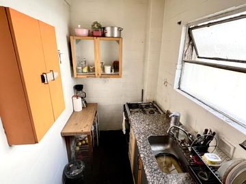 Viamonte 2000 Departamento de 3 amb con dependencia en venta en Balvanera c/balcón VENTA