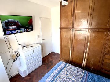 Viamonte 2000 Departamento de 3 amb con dependencia en venta en Balvanera c/balcón VENTA