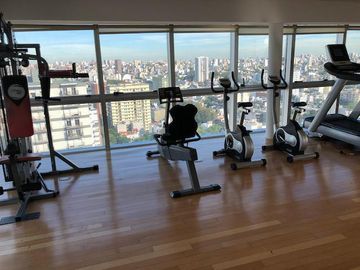 ESPECTACULAR DEPARTAMENTO 3 AMBIENTES NUÑEZ CON  DEPENDENCIA, AMENITIES