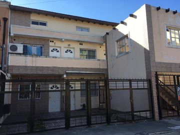 Dpto. 2 Amb. c/cochera y patio - San Miguel