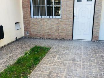 Dpto. 2 Amb. c/cochera y patio - San Miguel