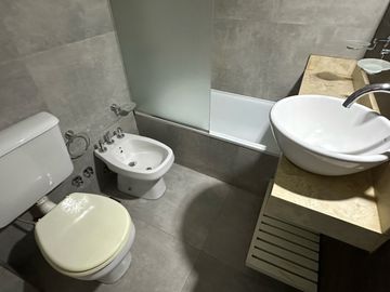 3 ambientes con balcón - Barrio Norte