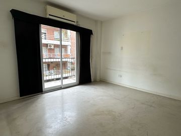 3 ambientes con balcón - Barrio Norte