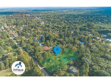 Complejo de cabañas con casa principal en  Villa General Belgrano