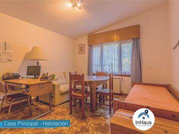 Complejo de cabañas con casa principal en  Villa General Belgrano