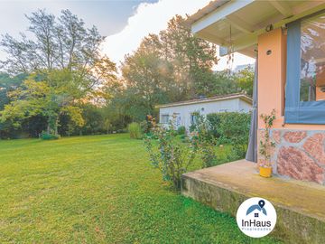 Complejo de cabañas con casa principal en  Villa General Belgrano