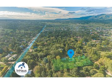 Complejo de cabañas con casa principal en  Villa General Belgrano