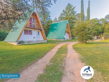 Complejo de cabañas con casa principal en  Villa General Belgrano