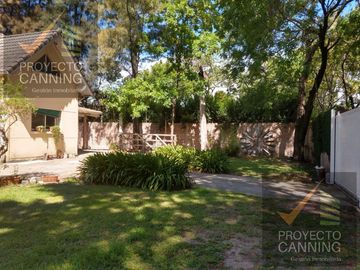 Casa en venta en Ezeiza