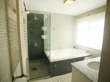 VENTA CASA TRES DORMITORIOS ROSARIO GOLF COUNTRY