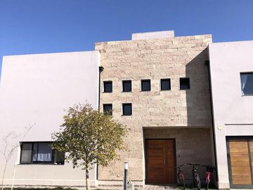 Casa - Confluencia