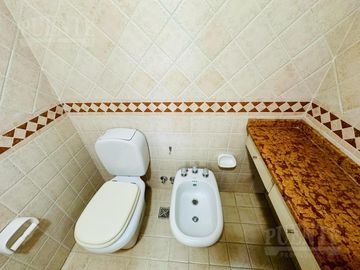 Casa - Solar Del Bosque - Venta con Renta