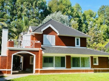 Casa - Solar Del Bosque - Venta con Renta