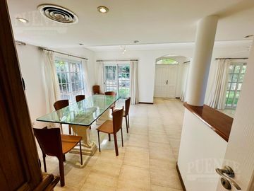 Casa - Solar Del Bosque - Venta con Renta