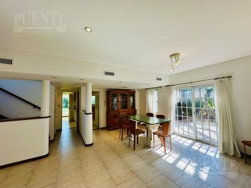 Casa - Solar Del Bosque - Venta con Renta