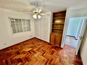 Casa - Solar Del Bosque - Venta con Renta