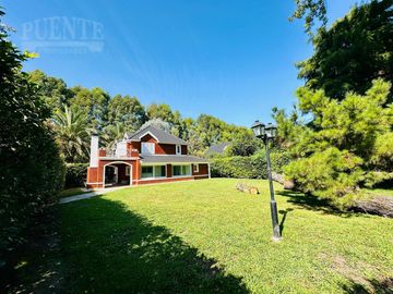 Casa - Solar Del Bosque - Venta con Renta