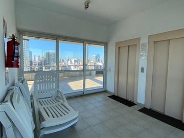 Libertad 1600, Depto 2 Ambientes C/ Balcón y Terraza Propia, Edificio Moderno, De Categoría-Recoleta