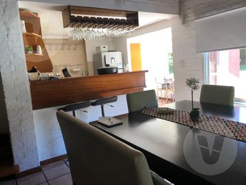 Casa en venta - Barrio Echeverria Del Lago, Canning