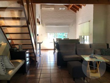 Casa en venta - Barrio Echeverria Del Lago, Canning