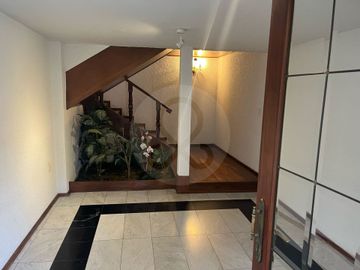 CASA EN LOMAS DE TECAMACHALCO EN VENTA  Casa en renta en Lomas de Tecamachalco