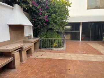 CASA EN LOMAS DE TECAMACHALCO EN VENTA  Casa en renta en Lomas de Tecamachalco