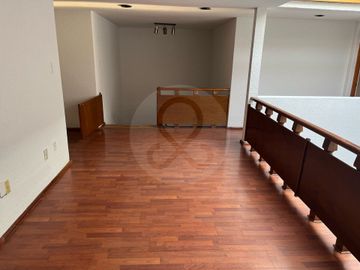 CASA EN LOMAS DE TECAMACHALCO EN VENTA  Casa en renta en Lomas de Tecamachalco