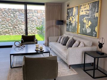 Casa en condominio en venta en El Campanario