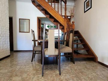Casa 5 ambientes en Moron Sur