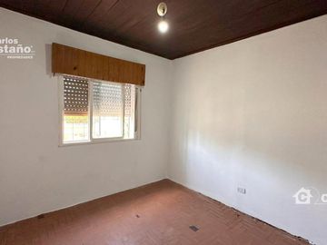 Casa 3 Amb. con Jardín
