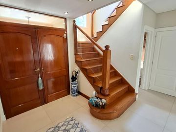 Vendo Casa en Buenos Aires Golf Club / Bella Vista