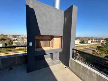 Venta De Departamento De 2 Ambientes En Zug Verdi, La Lonja, Pilar!