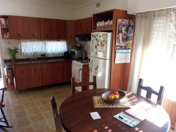 Casa - Claypole