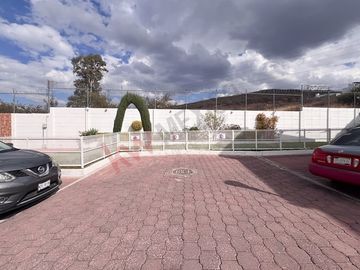 Casa en venta en Condominio Luz Maria Corregidora con excelente ubicación
