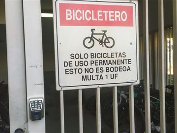 Departamento en Venta en entre calles Adolfo Ibáñez y Cnel. Agustín Lopez de Alcázar