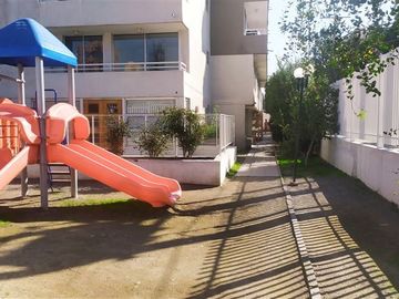 Departamento en Venta en entre calles Adolfo Ibáñez y Cnel. Agustín Lopez de Alcázar