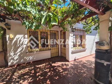 Casa en Venta en Cerca de Av Campo de Deportes