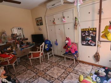 Depto.tipo casa de 5 ambientes en Venta en Almagro
