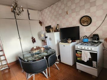 Depto.tipo casa de 5 ambientes en Venta en Almagro