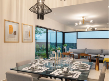 CASA EN VENTA EN CUMBRES, NUEVO LEON